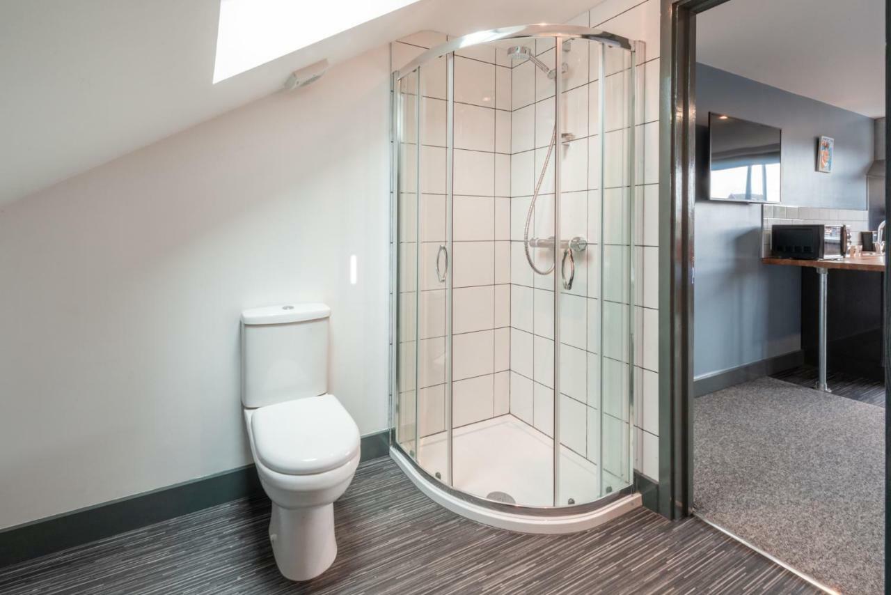 144 Lower Cheltenham Place Hotell Bristol Exteriör bild