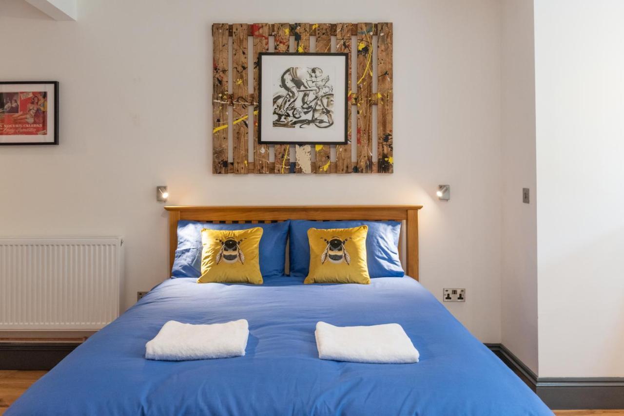 144 Lower Cheltenham Place Hotell Bristol Exteriör bild